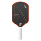 Raquette de pickleball The Pickle Area T700 PRO surface carbone, coloris orange, homologuée USA Pickleball