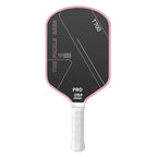 Raquette de pickleball The Pickle Area T700 PRO surface carbone, coloris rose clair, homologuée USA Pickleball